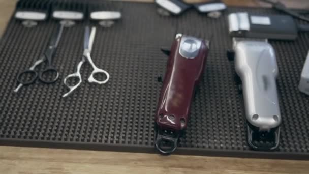 Εργαλεία Barbershops Πλάνα Αργή Κίνηση — Αρχείο Βίντεο