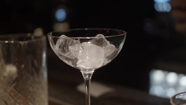 Ice Glass Bartender Background Slider Shot Slow Motion — Stock Video