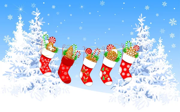 圣诞袜子 背景是冬日的甜食 背景是白雪覆盖的冷杉和白雪覆盖的天空 — 图库矢量图片