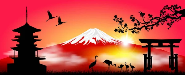Gün doğumunda Fuji Dağı 'nın silueti. Fuji kızıl gökyüzüne ve yükselen güneşe karşı. Manzara, Fuji Dağı. Kırmızı arkaplanda Fuji Dağı.