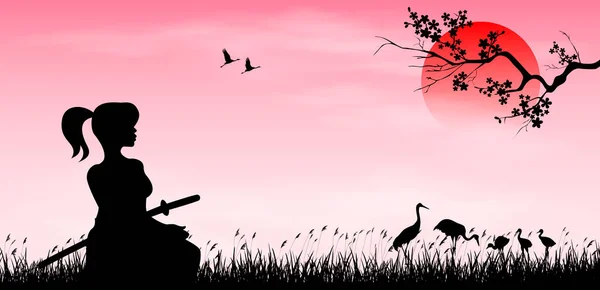Samuray kılıçlı savaşçı bir kız gün batımına karşı çimlerin üzerinde oturur. Güneş, sakura dalı ve kuşlar. Japon manzarası.