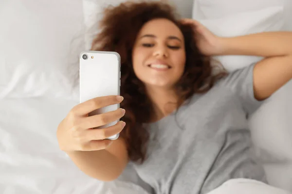 Morning Young African American Woman Taking Selfie Bed — Stock Photo, Image