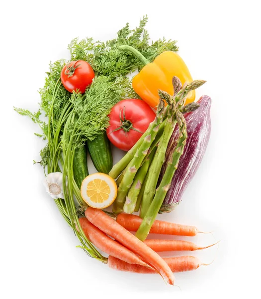 Свежие Овощи Белом Фоне Концепция Здорового Питания — стоковое фото