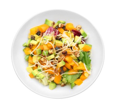 Beyaz arka plan üzerinde olgunlaşmış avokado lezzetli salata tabak