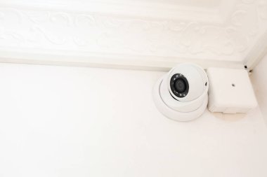 Duvar odadaki yüklü Modern Cctv kamera