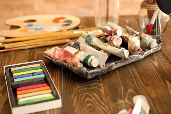 Paints Tools Wooden Table Artist Workshop — Stock Photo, Image