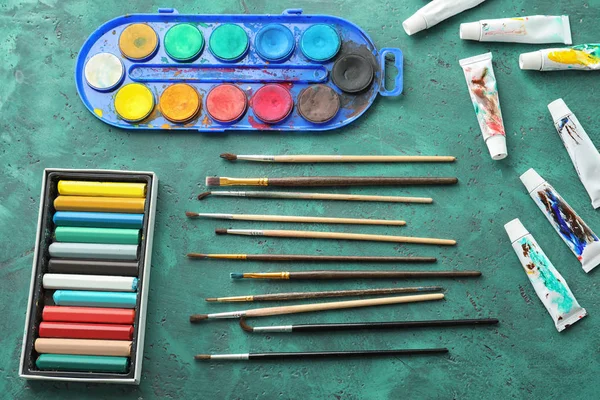 페인트 브러쉬 수채화와 색상에 파스텔 — 스톡 사진