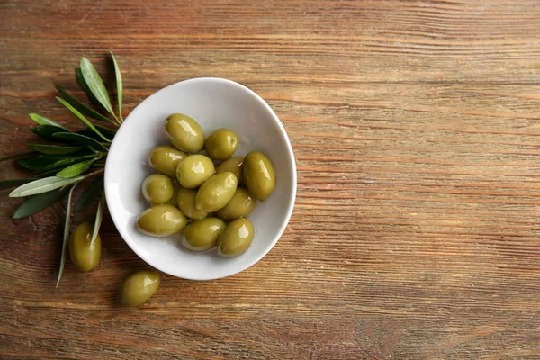 Plate Canned Olives Wooden Table — Stock Photo, Image
