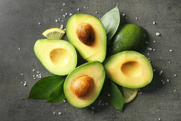 Ripe Avocados Dark Grey Background — Stock Photo, Image