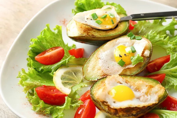 Eggs Baked Avocado Fresh Vegetables Plate Closeup — Stock Photo, Image