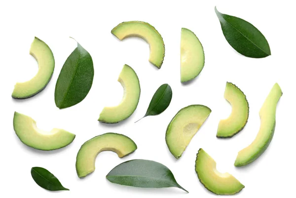 Snijwonden Van Rijpe Avocado Witte Achtergrond — Stockfoto