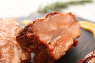 Lezzetli ızgara kaburga, portre