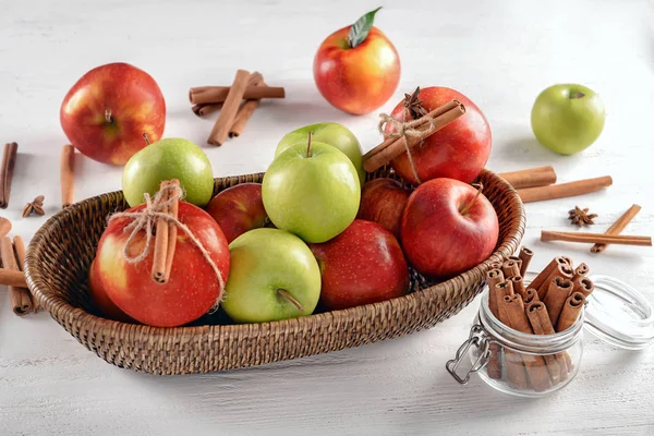 Fresh Apples Cinnamon Sticks Light Wooden Background — Stock Photo, Image