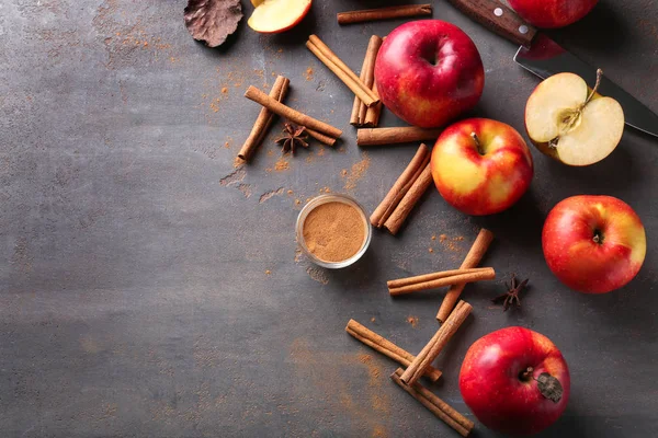 Fresh Apples Cinnamon Sticks Powder Grey Textured Background — Stock Photo, Image