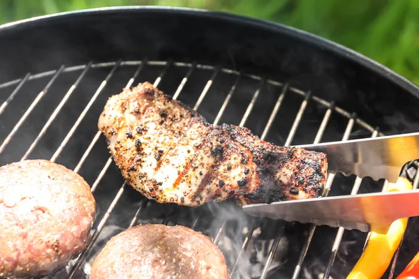 Koken Van Vlees Barbecue Grill Close — Stockfoto