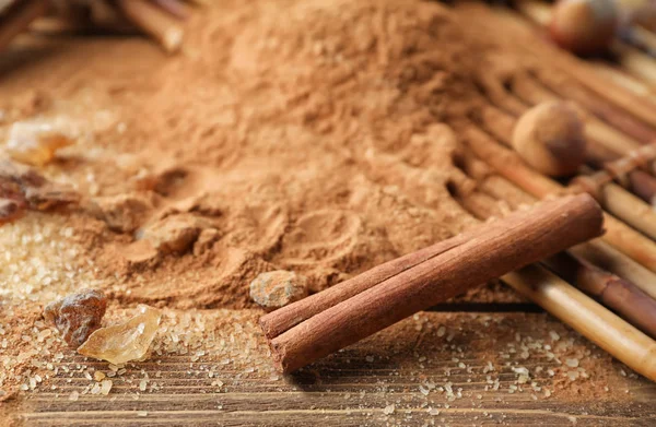 Cinnamon Sticks Powder Sugar Wooden Background Closeup — Stock Photo, Image