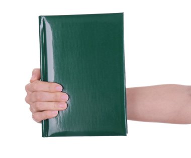 Beyaz arka plan üzerinde boş kapaklı kitap el