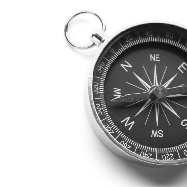 Beyaz arkaplanda modern pusula