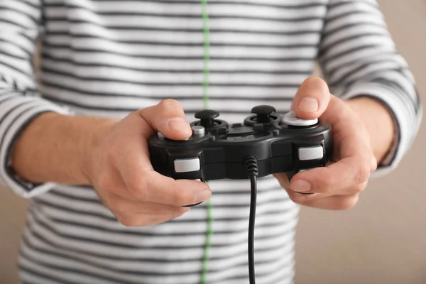 Jeune Homme Avec Manette Gros Plan — Photo