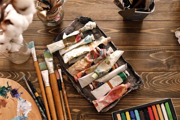 Paints Tools Wooden Table Artist Workshop — Stock Photo, Image