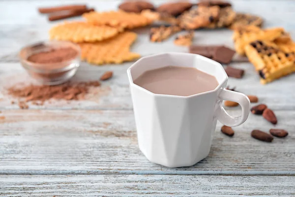 Copa Deliciosa Bebida Cacao Mesa Madera —  Fotos de Stock