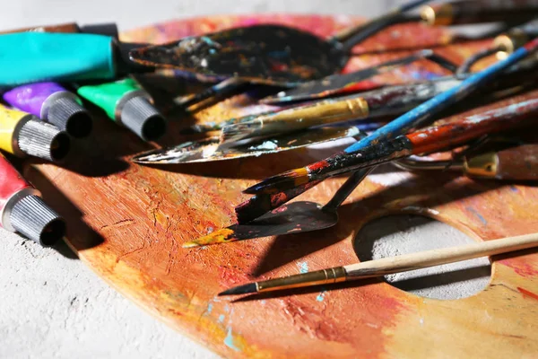 Painter Supplies Wooden Palette Closeup — Stock Photo, Image