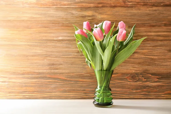 Vase Beautiful Tulips Table Wooden Background — Stock Photo, Image