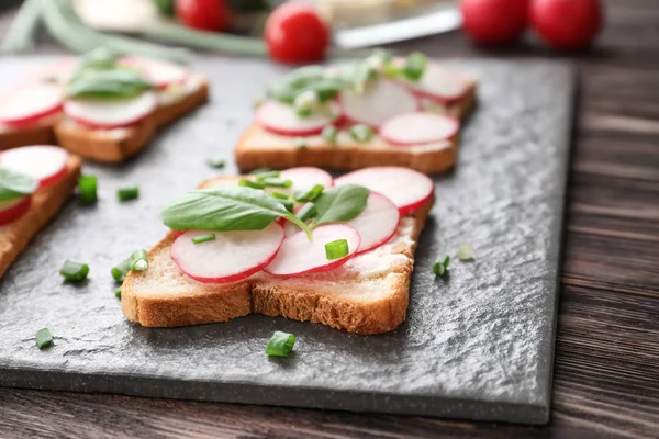 Toasted Bread Radish Slate Plate Closeup — Stock Photo, Image