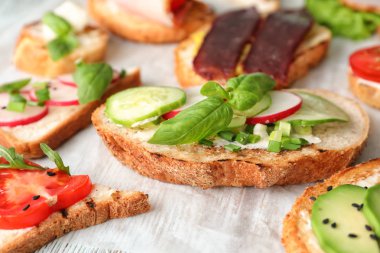 Masada sebzeli ekmek