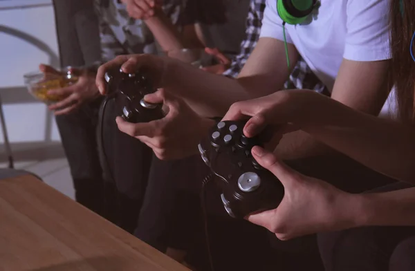 Teenagers Playing Video Games Home Late Evening Closeup — Stock Photo, Image