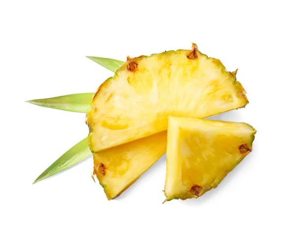 Schijfjes Verse Ananas Witte Achtergrond — Stockfoto