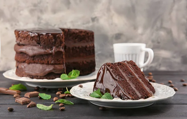 Composizione Con Gustosa Torta Cioccolato Sul Tavolo Legno — Foto Stock