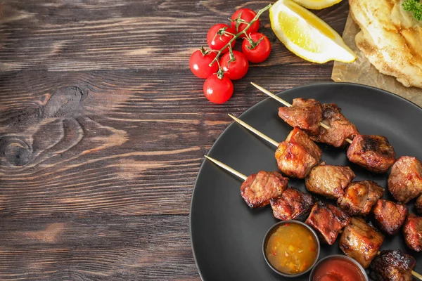 Barbecue Skewers Juicy Meat Sauces Plate — Stock Photo, Image