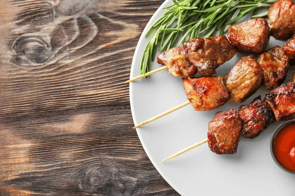Barbecue Skewers Juicy Meat Sauce Plate — Stock Photo, Image