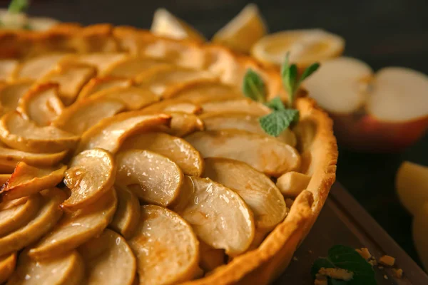 Tasty Homemade Apple Pie Table Closeup — Stock Photo, Image
