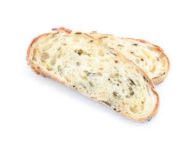 Beyaz zemin üzerine lezzetli taze ekmek parçaları