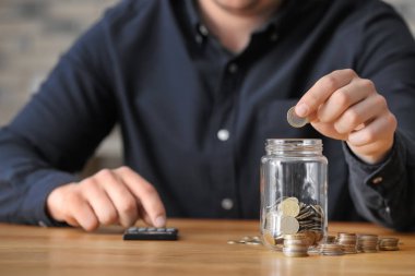 Adam onun tasarruf masada sayma