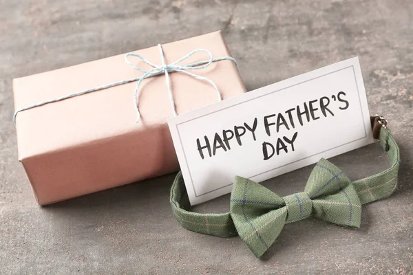 Gift Box Bow Tie Happy Father Day Card Table — Stock Photo, Image