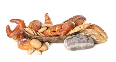 Beyaz arkaplanda farklı fırın ürünleri