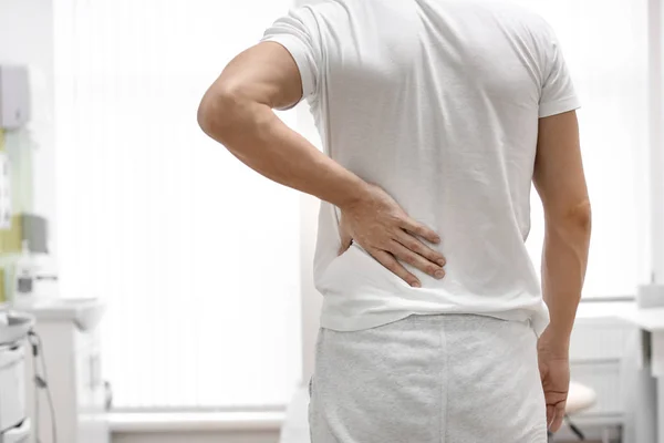 Man Suffering Back Pain Orthopedist Office — Stock Photo, Image