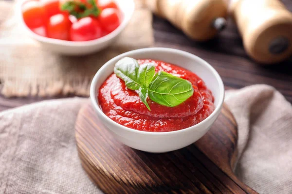 Bowl Tasty Tomato Sauce Table — Stock Photo, Image