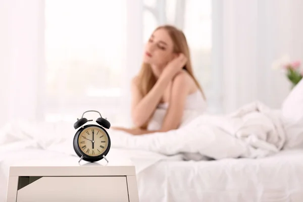 Alarm Clock Table Bedroom Beautiful Woman Morning Time — Stock Photo, Image