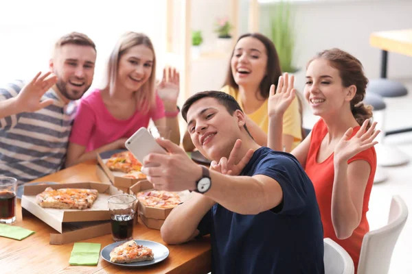 Young People Pizza Taking Selfie Indoors — Stock Photo, Image