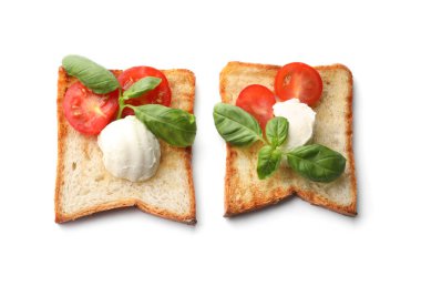 Ekmek peynir ve domates beyaz arka plan üzerinde