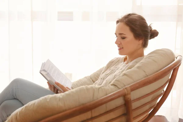 Young Woman Reading Book Lounge Chair Home — Stock Photo, Image