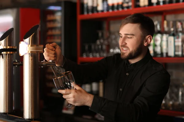 Bartender Pouring Beer Glass Bar — Stock Photo, Image