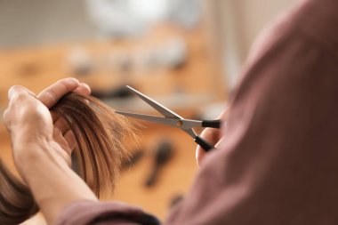 Profesyonel Kuaför Güzellik Salonu, closeup istemcisinde ile çalışma