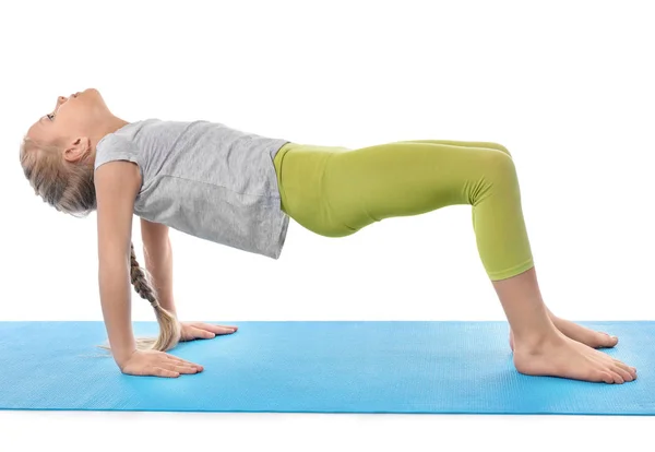 Liten Flicka Utövar Yoga Vit Bakgrund — Stockfoto