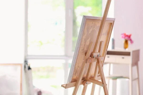 Easel Artist Workshop — Stock Photo, Image