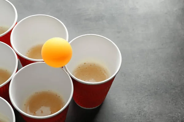 Copas Pelota Para Pong Cerveza Mesa —  Fotos de Stock